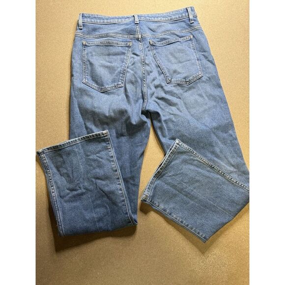 Khaite The Vivian High Rise Modern Bootcut Jeans in Blue Cotton size 32 $400 - Picture 4 of 9